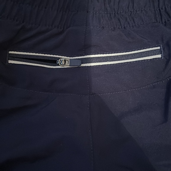 fabletics navy shorts - Picture 4 of 4